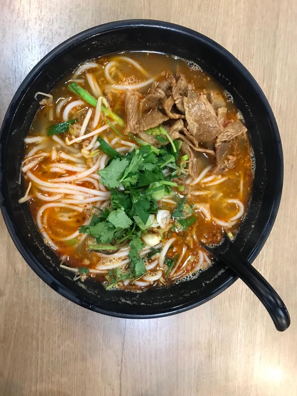 Món mỳ tại nhà hàng Chinese Traditional Noodle